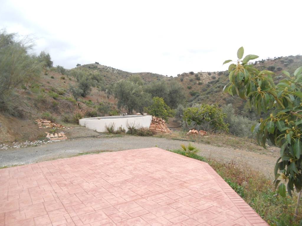 Country Property for sale in Canillas de Aceituno