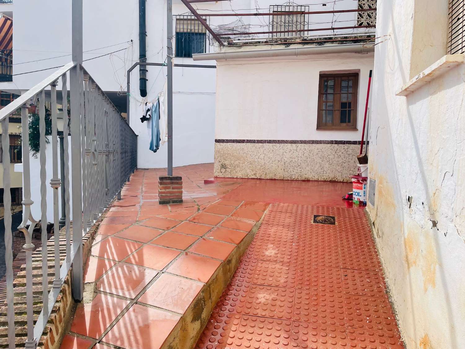 House for sale in Benamocarra