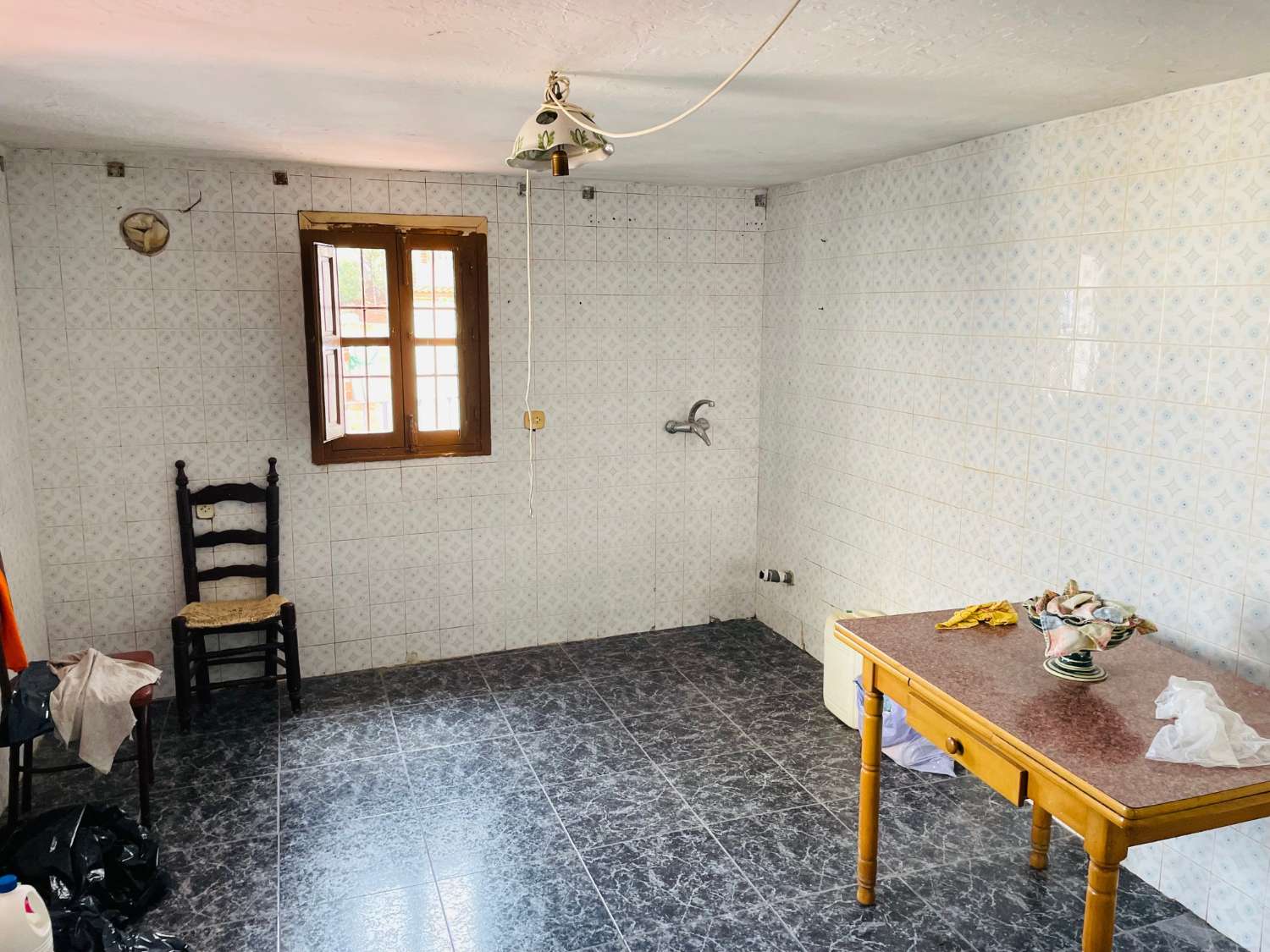 Maison en vente à Benamocarra