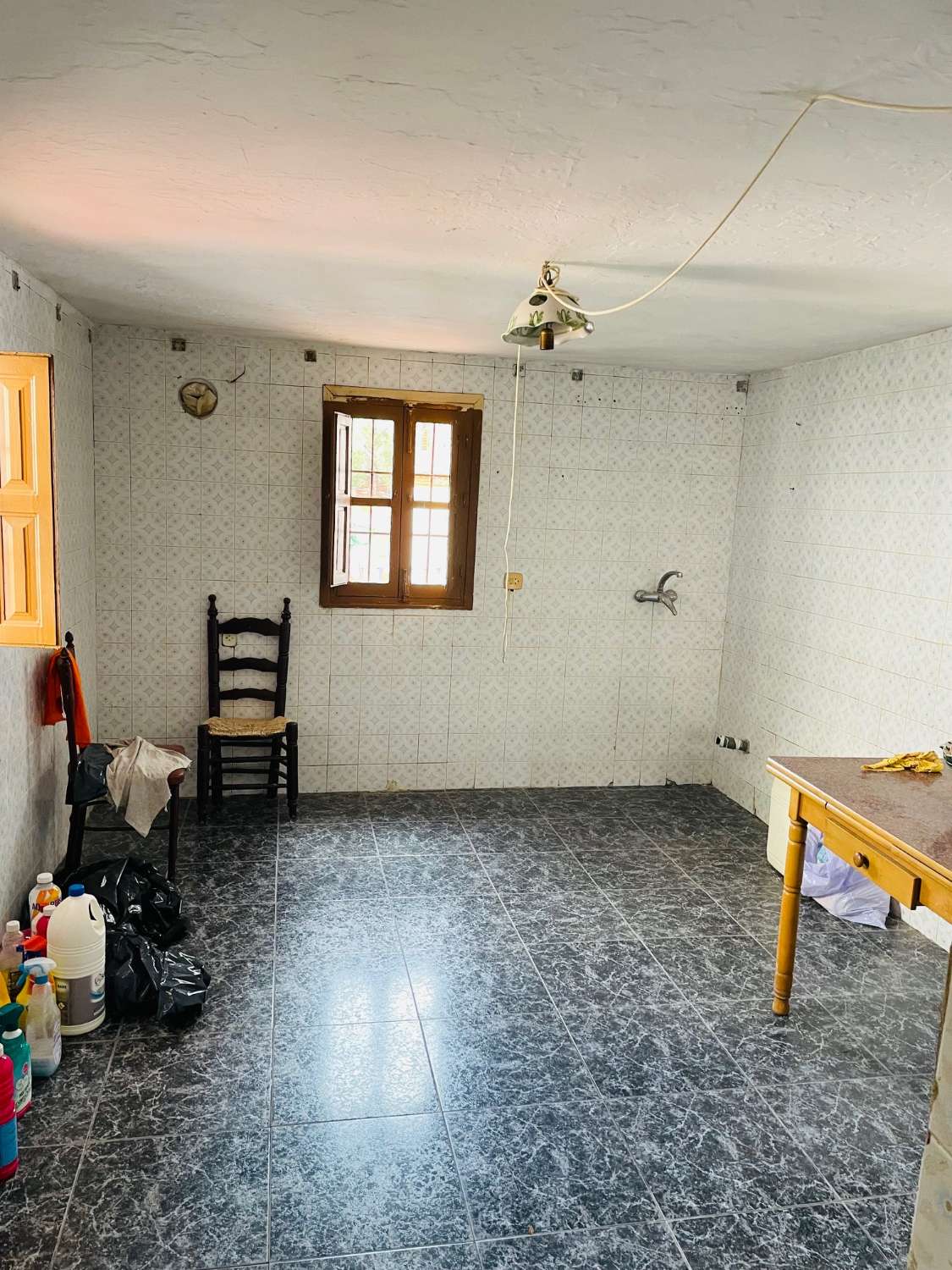 Maison en vente à Benamocarra