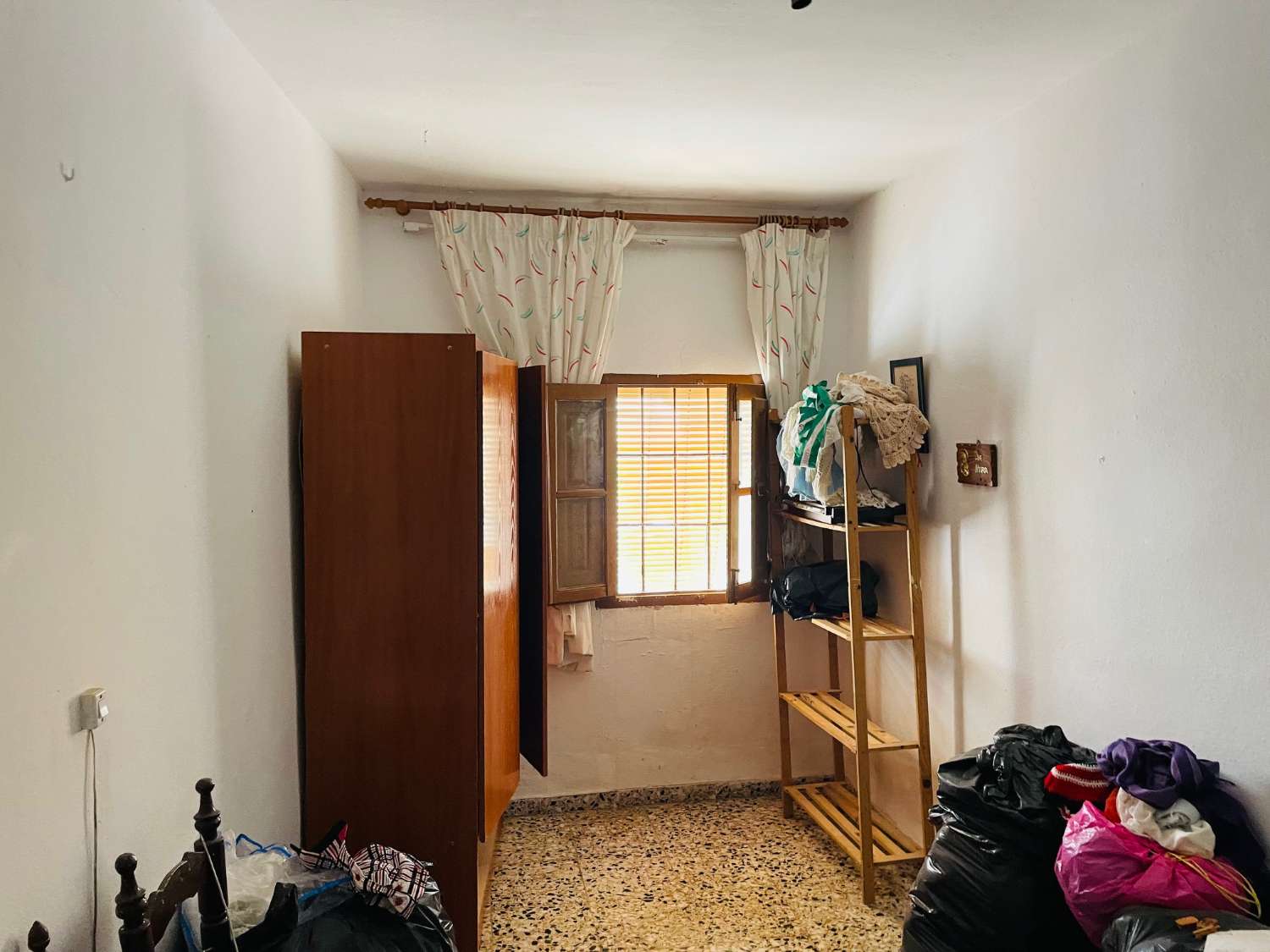 CASA DE PUEBLO DE 4 DORMITORIOS CON 150 M2