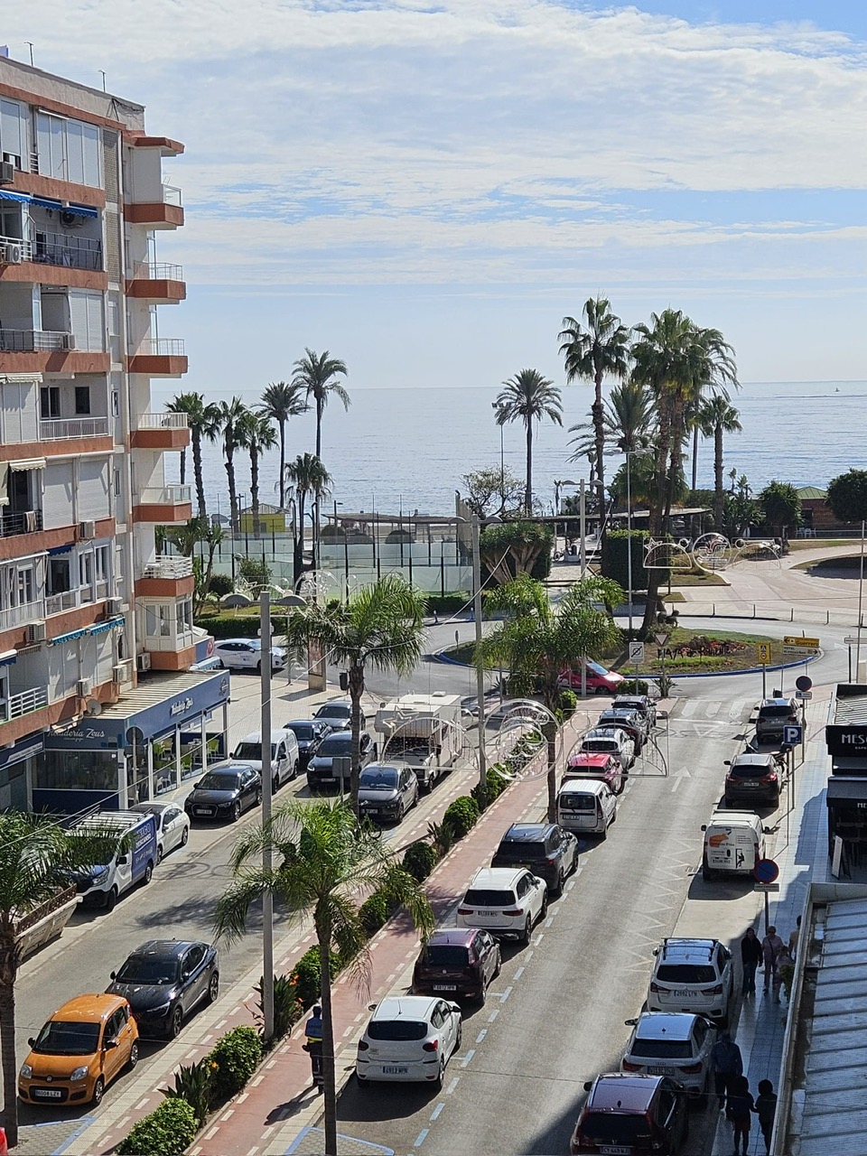 Piso segunda linea de playa reformado 2 dormitorios Torre del Mar